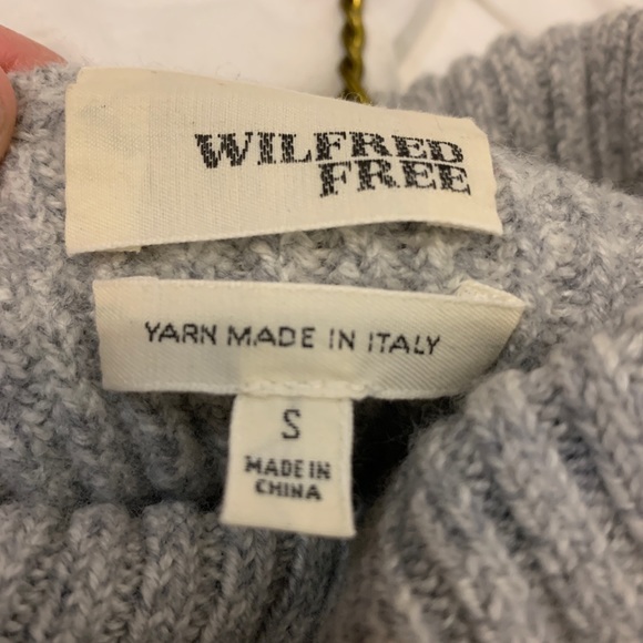 Wilfred grey sweater! - Picture 3 of 3